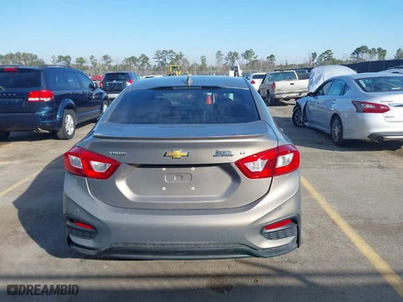 2018 Chevrolet Cruze LT with VIN 1G1BE5SM6J7155368, listed as a IAAI auction lot 41643878 with NaN miles. Bid and sale history available at carsss.com. Image 16.