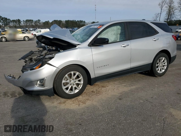 2020 Chevrolet Equinox LS z VIN 2GNAXHEV6L6171261, wystawiony jako Copart lot #49866745 z przebiegiem 218 045 mil mil oraz Szkoda całkowita • Salvage title. Historia ofert i sprzedaży dostępna na DreamBid. Obrazek 1.