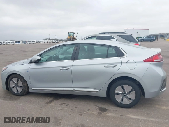 2020 Hyundai Ioniq SE with VIN KMHC75LC0LU242355, listed as a IAAI auction lot 42144438 with 74,120 mi miles and . Bid and sale history available at DreamBid. Image 14.