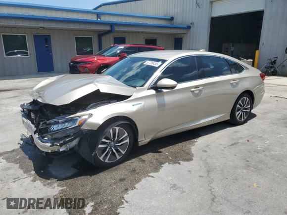 2019 Honda Accord with VIN 1HGCV3F17KA016274, listed as a Copart auction lot 57728435 with 121,223 mi miles and Non repairable. Bid and sale history available at DreamBid. Image 1.