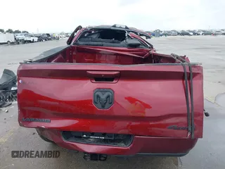 2024 Ram 2500 Laramie z VIN 3C6UR5FLXRG239528, wystawiony jako IAAI lot #41708586 z przebiegiem Nie podano mil oraz . Historia ofert i sprzedaży dostępna na DreamBid. Obrazek 16.