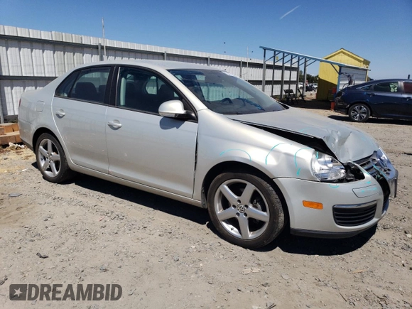 2010 Volkswagen Jetta Limited Edition с VIN 3VWAZ7AJ5AM095631, выставлен на аукционе Copart как лот 65407545 с пробегом 120 103 миль миль и Списание • Salvage title. История ставок и продаж доступна на DreamBid. Изображение 4.