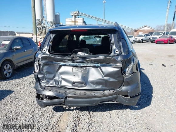 2019 Ford Explorer XLT with VIN 1FM5K7D89KGA32556, listed as a IAAI auction lot 41699226 with 69,938 mi miles. Bid and sale history available at carsss.com. Image 16.