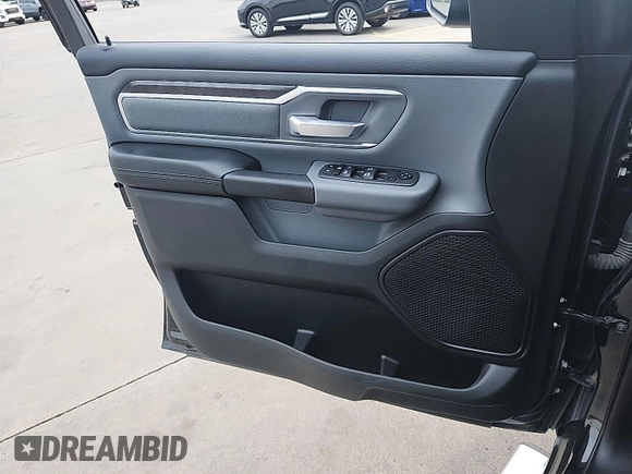 2022 Ram 1500 Big Horn z VIN 1C6RRFFG7NN179014, wystawiony jako IAAI lot #42526383 z przebiegiem 84 273 mil mil oraz . Historia ofert i sprzedaży dostępna na DreamBid. Obrazek 16.