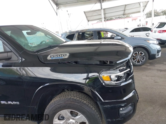 2025 Ram 1500 Big Horn with VIN 1C6RRFFG7SN506037, listed as a IAAI auction lot 41915215 with 2,137 mi miles. Bid and sale history available at carsss.com. Image 18.