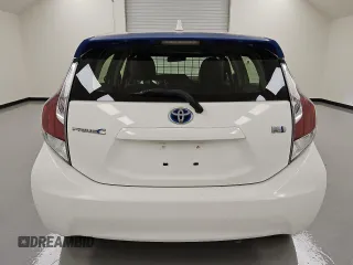 2016 Toyota Prius One z VIN JTDKDTB36G1125840, wystawiony jako Copart lot #53493895 z przebiegiem 92 647 mil mil oraz Czysty tytuł • Clean title. Historia ofert i sprzedaży dostępna na DreamBid. Obrazek 6.
