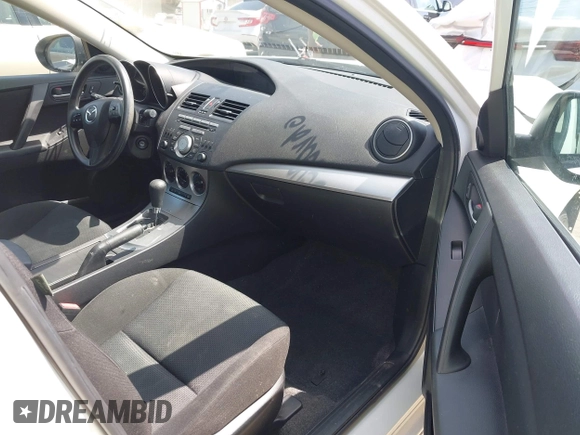 2011 Mazda 3 i Touring with VIN JM1BL1VG8B1478997, listed as a IAAI auction lot 41945998 with 111,784 mi miles and . Bid and sale history available at DreamBid. Image 5.