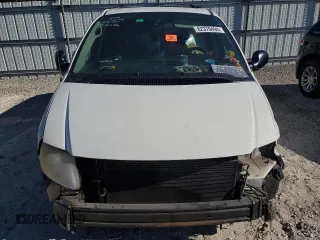 1998 Dodge Caravan SE with VIN 2B4GP4539WR648145, listed as a Copart auction lot 82370494 with Not Provided miles and Salvage Title. Bid and sale history available at DreamBid. Image 5.