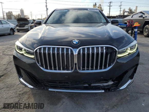 2020 BMW 7 Series 740i with VIN WBA7T2C01LGL17386, listed as a Copart auction lot 49496215 with 44,801 mi miles and Salvage title. Bid and sale history available at DreamBid. Image 5.