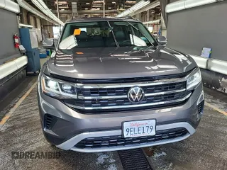 2023 Volkswagen Atlas SE z VIN 1V2HR2CA5PC526012, wystawiony jako IAAI lot #42796408 z przebiegiem 41 216 mil mil oraz . Historia ofert i sprzedaży dostępna na DreamBid. Obrazek 33.