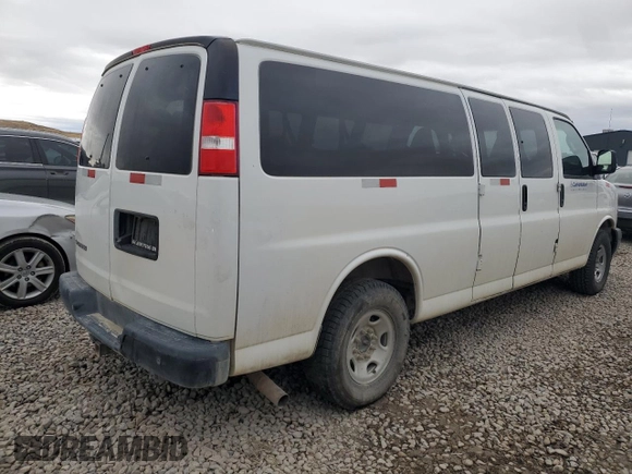 2021 Chevrolet Express Passenger LS с VIN 1GAZGNF73M1236963, выставлен на аукционе Copart как лот 75325424 с пробегом 26 172 миль миль и Списание • Salvage title. История ставок и продаж доступна на DreamBid. Изображение 3.