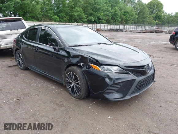 2019 Toyota Camry LE z VIN 4T1B11HK0KU739121, wystawiony jako IAAI lot #42372066 z przebiegiem 95 576 mil mil oraz . Historia ofert i sprzedaży dostępna na DreamBid. Obrazek 1.