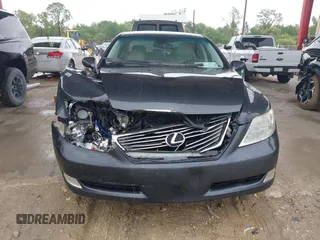 2007 Lexus LS 460 z VIN JTHBL46F275041387, wystawiony jako IAAI lot #42417384 z przebiegiem 154 787 mil mil oraz . Historia ofert i sprzedaży dostępna na DreamBid. Obrazek 6.