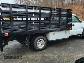 2007 Chevrolet Silverado 1500 with VIN 1GBJC34D67E167779, listed as a Copart auction lot 55501975 with 166,218 mi miles and Clean Title. Bid and sale history available at DreamBid. Image 4.