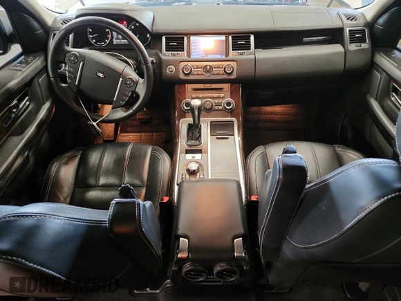 2010 Land Rover Range Rover Sport HSE Lux with VIN SALSK2D41AA250220, listed as a Copart auction lot 65560605 with 106,608 mi miles and Salvage title. Bid and sale history available at DreamBid. Image 8.
