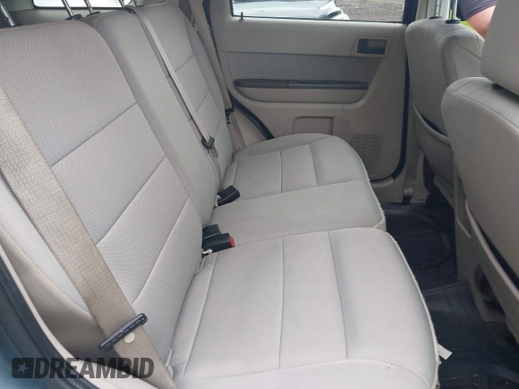 2010 Ford Escape XLT с VIN 1FMCU9DG4AKD05189, выставлен на аукционе IAAI как лот 42507467 с пробегом 83 819 миль миль и . История ставок и продаж доступна на DreamBid. Изображение 8.