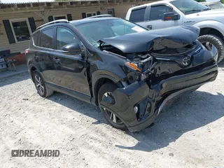 2018 Toyota RAV4 XLE z VIN 2T3WFREVXJW491725, wystawiony jako IAAI lot #42216365 z przebiegiem 76 365 mil mil oraz . Historia ofert i sprzedaży dostępna na DreamBid. Obrazek 1.