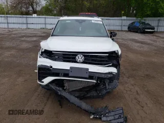 2024 Volkswagen Tiguan SE R-Line Black with VIN 3VV8B7AX5RM106702, listed as a Copart auction lot 54958375 with 47,099 mi miles and Salvage title. Bid and sale history available at DreamBid. Image 5.