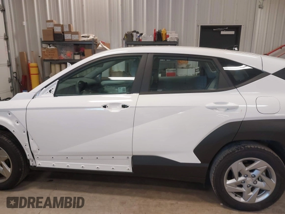 2024 Hyundai Kona SE with VIN KM8HA3AB5RU121514, listed as a IAAI auction lot 41431094 with 5,382 mi miles. Bid and sale history available at carsss.com. Image 15.