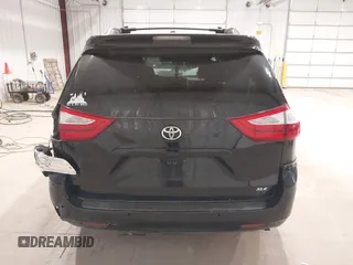 2015 Toyota Sienna XLE с VIN 5TDYK3DC0FS668602, выставлен на аукционе IAAI как лот 42301721 с пробегом 119 561 миль миль и . История ставок и продаж доступна на DreamBid. Изображение 17.