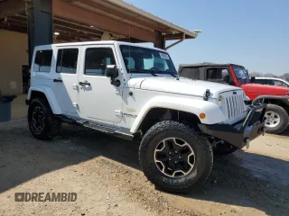 2015 Jeep Wrangler Unlimited Sahara with VIN 1C4BJWEG2FL561032, listed as a Copart auction lot 48885885 with 92,073 mi miles and Salvage Title. Bid and sale history available at carsss.com. Image 4.