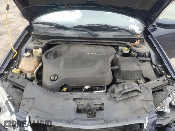2014 Chrysler 200 LX with VIN 1C3CCBAG1EN152315, listed as a Copart auction lot 88382725 with 122,143 mi miles and Salvage Title. Bid and sale history available at carsss.com. Image 11.