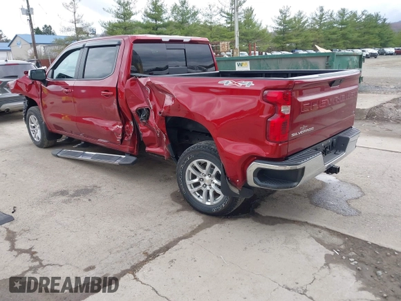 2021 Chevrolet Silverado 1500 LT with VIN 3GCUYDED8MG222154, listed as a IAAI auction lot 41923543 with 39,500 mi miles. Bid and sale history available at carsss.com. Image 3.
