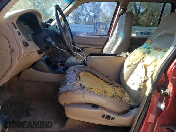 1997 Ford Explorer XL with VIN 1FMDU32E8VZC21604, listed as a Copart auction lot 81987654 with 156,141 mi miles and Salvage title. Bid and sale history available at DreamBid. Image 7.