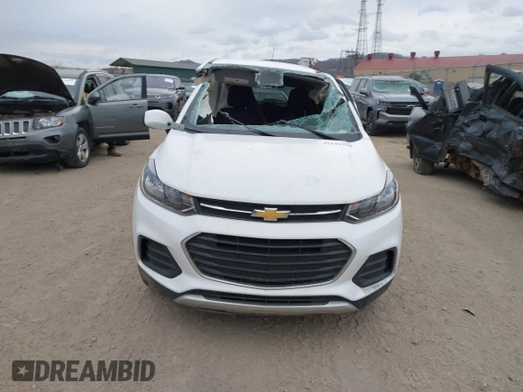 2020 Chevrolet Trax LS with VIN 3GNCJNSB7LL119507, listed as a IAAI auction lot 41829202 with 130,600 mi miles. Bid and sale history available at carsss.com. Image 12.