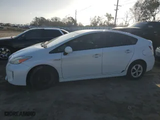 2014 Toyota Prius Four with VIN JTDKN3DU2E0386002, listed as a Copart auction lot 77109284 with 180,335 mi miles and Salvage Title. Bid and sale history available at carsss.com. Image 1.