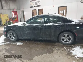 2023 Dodge Charger SXT z VIN 2C3CDXBGXPH571557, wystawiony jako IAAI lot #41581514 z przebiegiem 45 898 mil mil oraz . Historia ofert i sprzedaży dostępna na DreamBid. Obrazek 15.