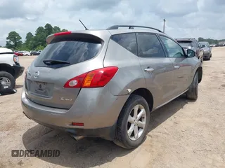 2009 Nissan Murano LE z VIN JN8AZ18W79W151778, wystawiony jako IAAI lot #42530560 z przebiegiem 157 393 mil mil oraz . Historia ofert i sprzedaży dostępna na DreamBid. Obrazek 4.