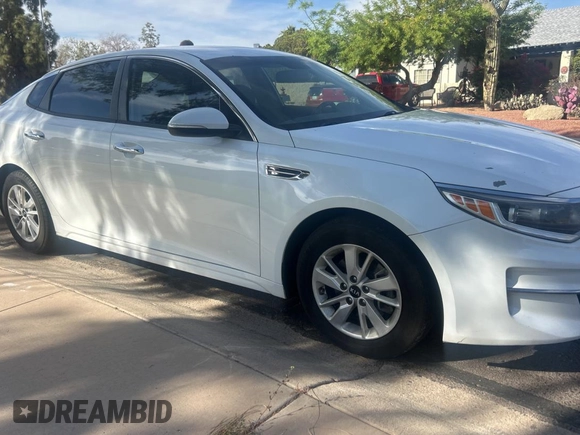 2016 Kia Optima LX with VIN 5XXGT4L32GG043752, listed as a Copart auction lot 54271475 with 147,828 mi miles and Clean Title. Bid and sale history available at carsss.com. Image 1.