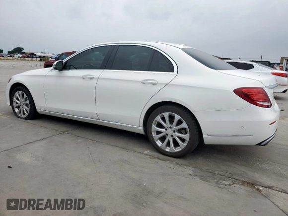 2017 Mercedes-Benz E 300 Luxury z VIN WDDZF4JBXHA191533, wystawiony jako Copart lot #57439265 z przebiegiem 93 125 mil mil oraz Czysty tytuł • Clean title. Historia ofert i sprzedaży dostępna na DreamBid. Obrazek 2.