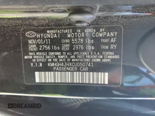 2012 Hyundai Equus Signature z VIN KMHGH4JHXCU050741, wystawiony jako Copart lot #72270834 z przebiegiem 206 044 mil mil oraz Szkody całkowita. Historia ofert i sprzedaży dostępna na DreamBid. Obrazek 12.