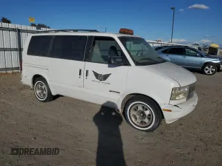 2000 GMC Safari with VIN 1GKDM19W4YB513291, listed as a Copart auction lot 76745324 with Not Provided miles and Salvage Title. Bid and sale history available at carsss.com. Image 4.