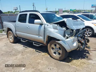 2011 Toyota Tacoma with VIN 5TFLU4EN8BX014722, listed as a IAAI auction lot 42508856 with 221,707 mi miles and . Bid and sale history available at DreamBid. Image 1.