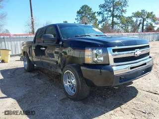 2009 Chevrolet Silverado 1500 LS with VIN 3GCEC13C69G222754, listed as a IAAI auction lot 41629544 with 195,186 mi miles. Bid and sale history available at carsss.com. Image 1.