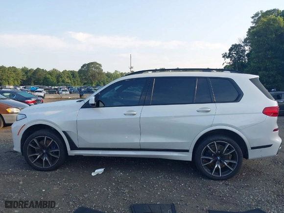 2019 BMW X7 xDrive50i with VIN 5UXCX4C53KLB40280, listed as a IAAI auction lot 39936228 with 1 mi miles. Bid and sale history available at carsss.com. Image 14.