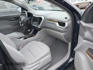 2017 GMC Acadia SLE with VIN 1GKKNSLAXHZ281407, listed as a IAAI auction lot 41911752 with 142,418 mi miles. Bid and sale history available at carsss.com. Image 5.