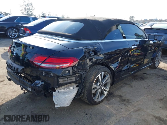 2019 Mercedes-Benz C 300 with VIN WDDWK8DB6KF827909, listed as a IAAI auction lot 41614128 with 55,903 mi miles and . Bid and sale history available at carsss.com. Image 4.