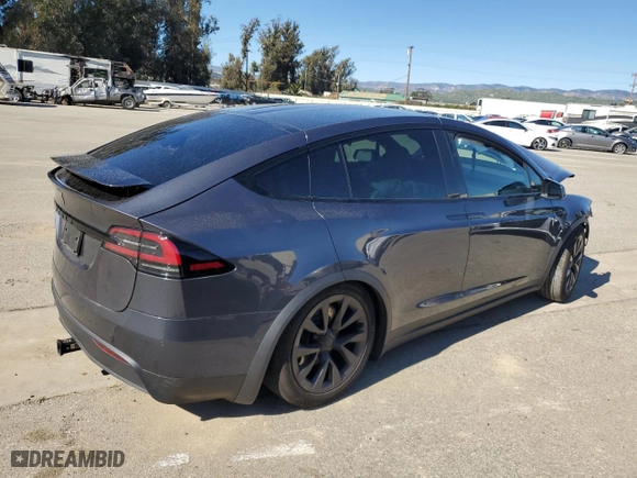 2022 Tesla Model X with VIN 7SAXCBE58NF354267, listed as a Copart auction lot 39951413 with 0 mi miles. Bid and sale history available at carsss.com. Image 3.