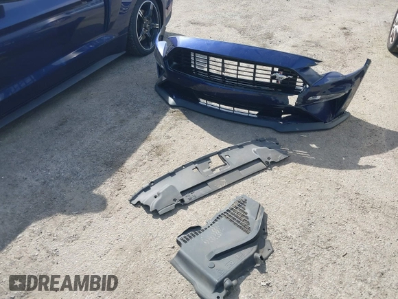2019 Ford Mustang GT with VIN 1FA6P8CF2K5176810, listed as a IAAI auction lot 41872133 with 71,543 mi miles. Bid and sale history available at carsss.com. Image 12.