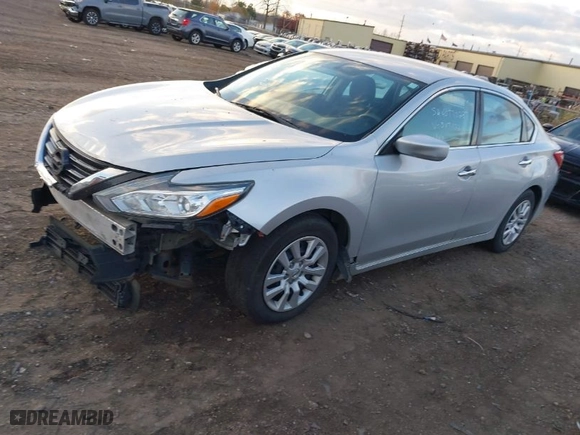 2017 Nissan Altima 2.5 S with VIN 1N4AL3AP9HN347422, listed as a IAAI auction lot 40770287 with 120,709 mi miles. Bid and sale history available at carsss.com. Image 2.