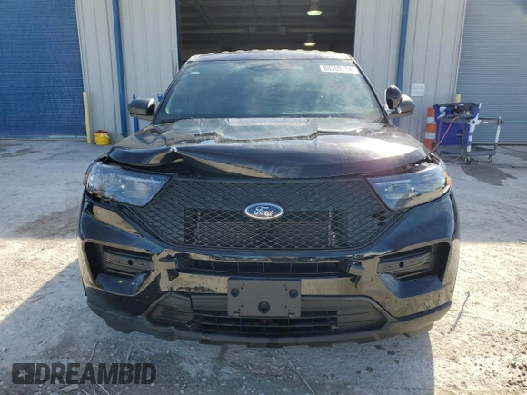 2022 Ford Police Interceptor Utility z VIN 1FM5K8AB6NGB80481, wystawiony jako Copart lot #80302194 z przebiegiem 12 744 mil mil oraz Czysty tytuł • Clean title. Historia ofert i sprzedaży dostępna na DreamBid. Obrazek 5.