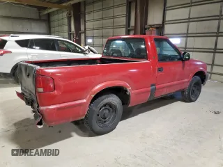 1997 GMC Sonoma with VIN 1GTCS1443V8519157, listed as a Copart auction lot 44656335 with 121,106 mi miles and Clean Title. Bid and sale history available at carsss.com. Image 3.