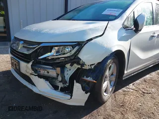 2019 Honda Odyssey EX-L with VIN 5FNRL6H74KB015835, listed as a IAAI auction lot 42044603 with 109,740 mi miles. Bid and sale history available at carsss.com. Image 6.