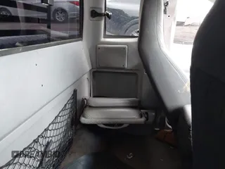 2000 Ford Ranger XL z VIN 1FTYR14C8YTA87370, wystawiony jako IAAI lot #42071213 z przebiegiem Nie podano mil oraz . Historia ofert i sprzedaży dostępna na DreamBid. Obrazek 8.