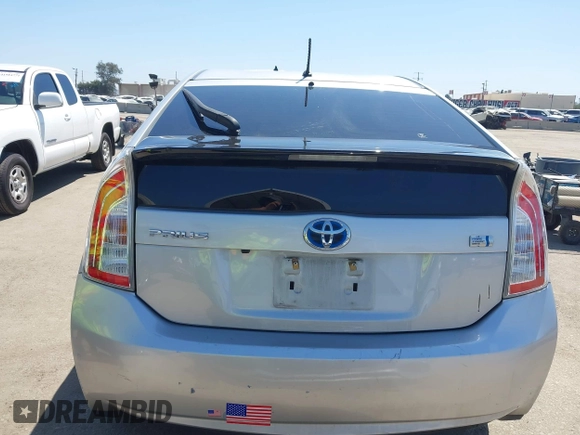 2015 Toyota Prius Four with VIN JTDKN3DU5F0448042, listed as a IAAI auction lot 41997701 with 180,314 mi miles. Bid and sale history available at carsss.com. Image 16.