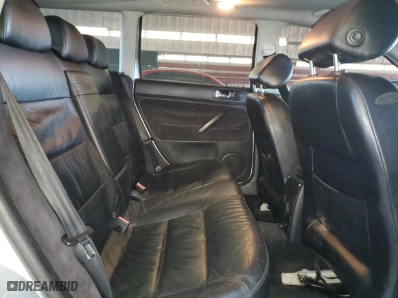 2003 Volkswagen Passat GL with VIN WVWND63B03E239761, listed as a Copart auction lot 83427224 with NaN miles and Salvage Title. Bid and sale history available at carsss.com. Image 11.